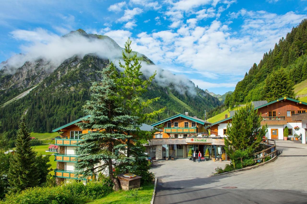 Der Kleinwalsertaler Rosenhof Hotel Mittelberg Exterior photo